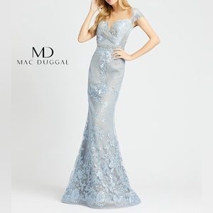 Mac Duggal embellished beaded lace open back gown dress Style No. 79182D